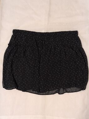 Old Navy Black Mini Skirt with Floral Print